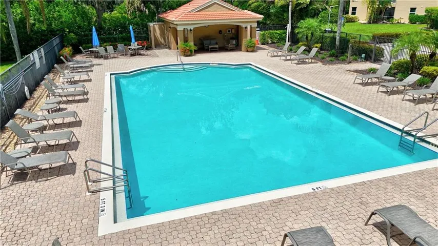 6770  Huntington Lakes  CIR, Naples, FL 34119