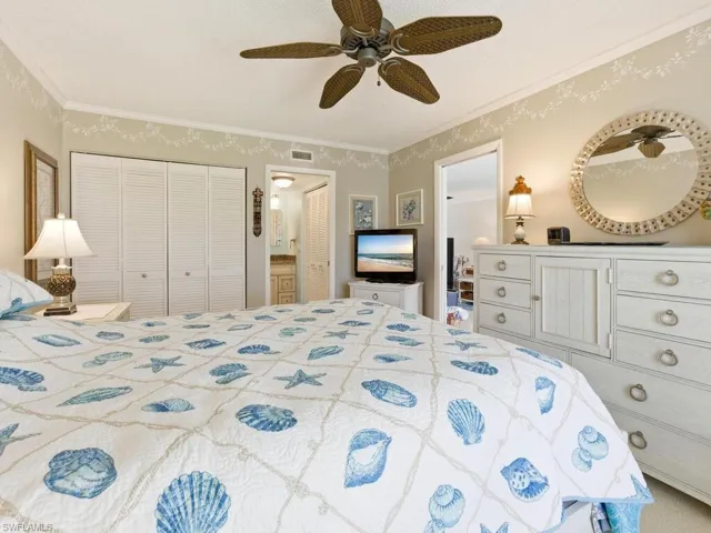 351  Charlemagne  BLVD, Naples, FL 34112