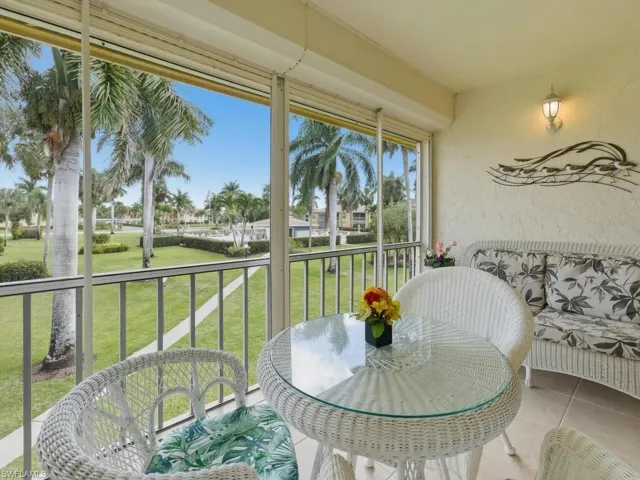 351  Charlemagne  BLVD, Naples, FL 34112