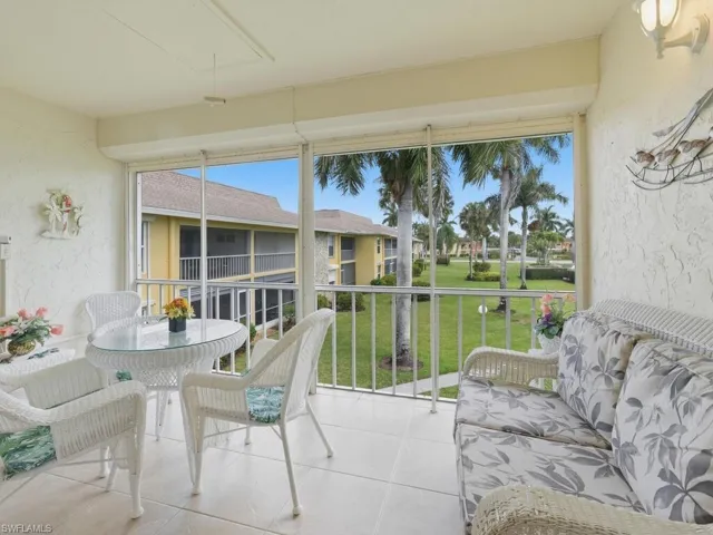 351  Charlemagne  BLVD, Naples, FL 34112