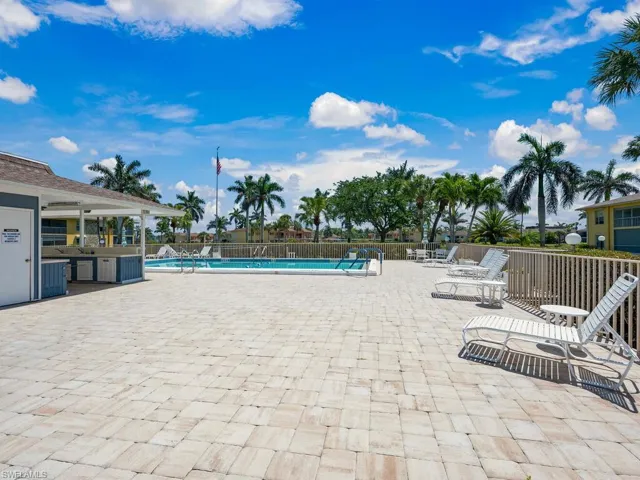 351  Charlemagne  BLVD, Naples, FL 34112