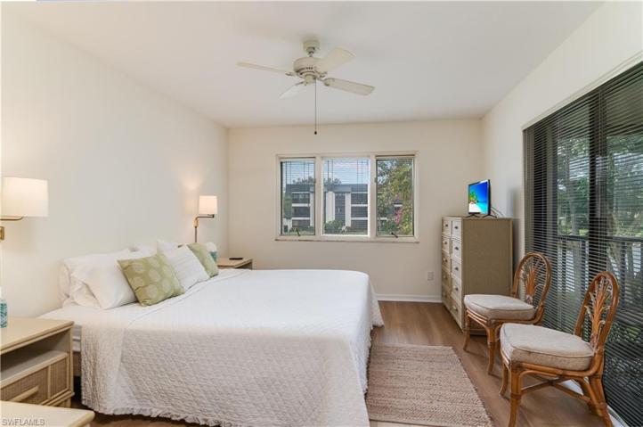 1641  Spoonbill  LN, Naples, FL 34105