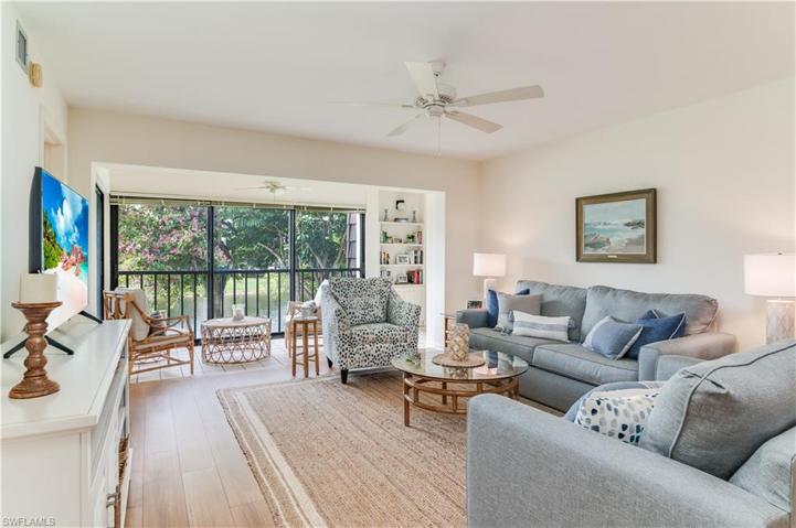 1641  Spoonbill  LN, Naples, FL 34105