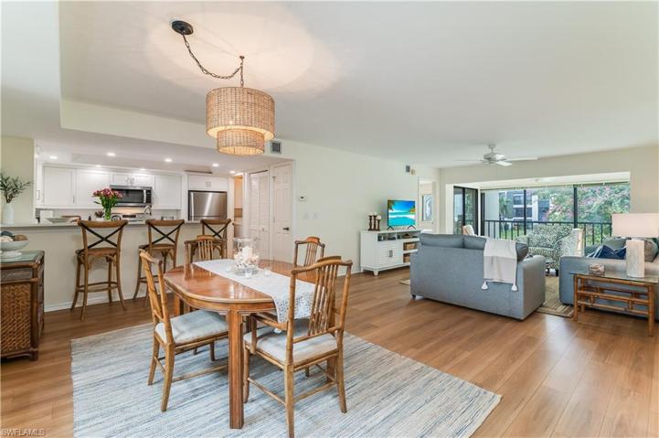 1641  Spoonbill  LN, Naples, FL 34105