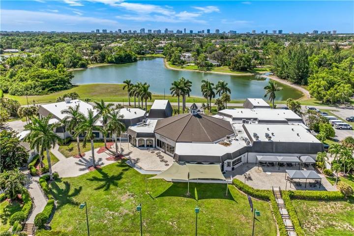 1641  Spoonbill  LN, Naples, FL 34105