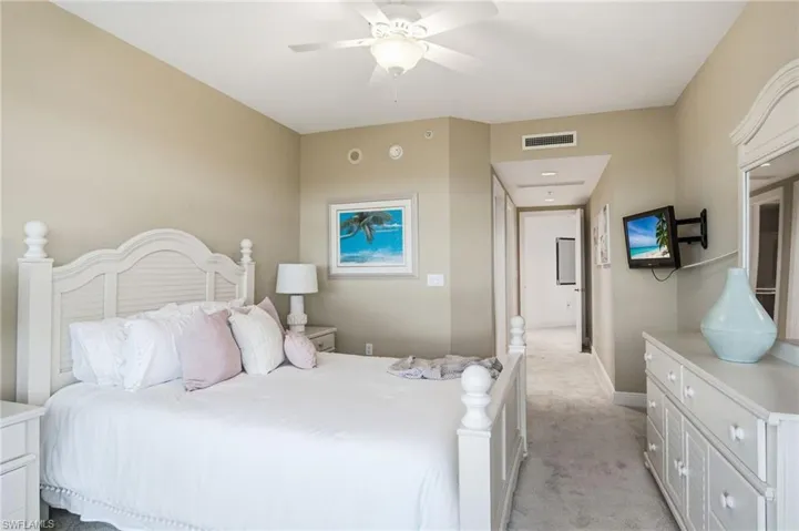 1060 Borghese Ln 705, Naples, Florida 34114