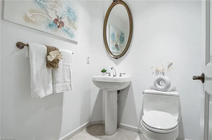 1060 Borghese Ln 705, Naples, Florida 34114