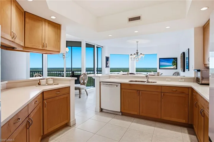 1060 Borghese Ln 705, Naples, Florida 34114