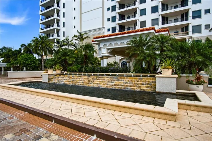 1060 Borghese Ln 705, Naples, Florida 34114