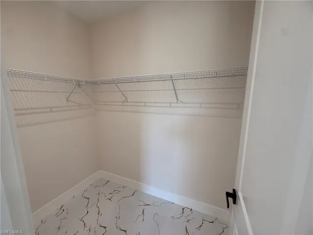 15335 Wall Dr 337, Fort Myers, Florida 33908