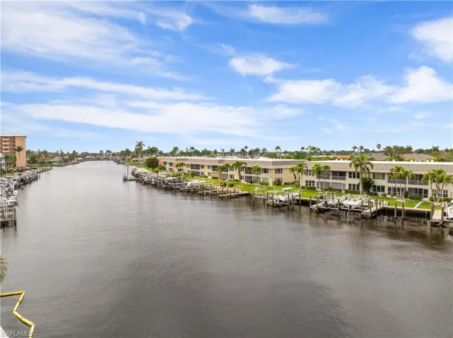 Park View I Condo - DIRECT RIVER & GULF ACCESS in a 200+ ft wide canal (SAILBOAT ACCESS)