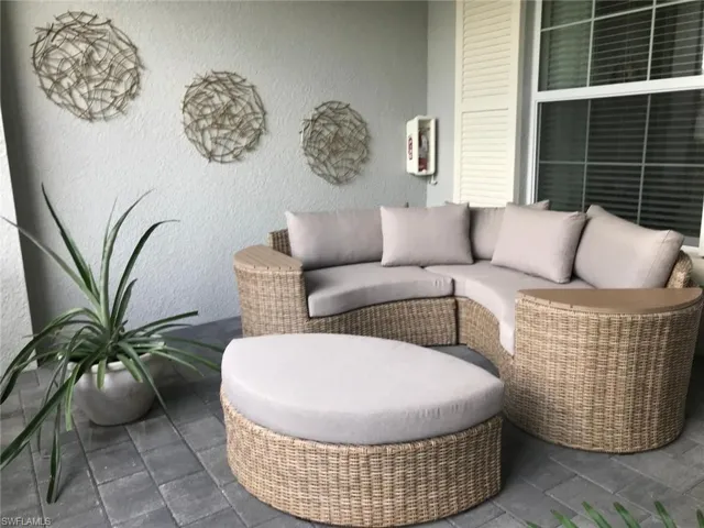 View of patio / terrace with an outdoor hangout area