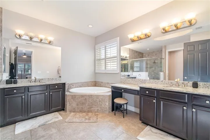 3040 Scarlet Oak Pl, North Fort Myers, Florida 33903