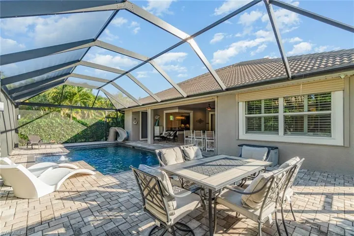 Lanai with Entertainment and Dining Area