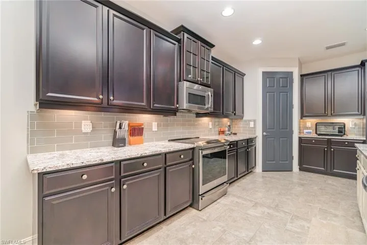 3040 Scarlet Oak Pl, North Fort Myers, Florida 33903