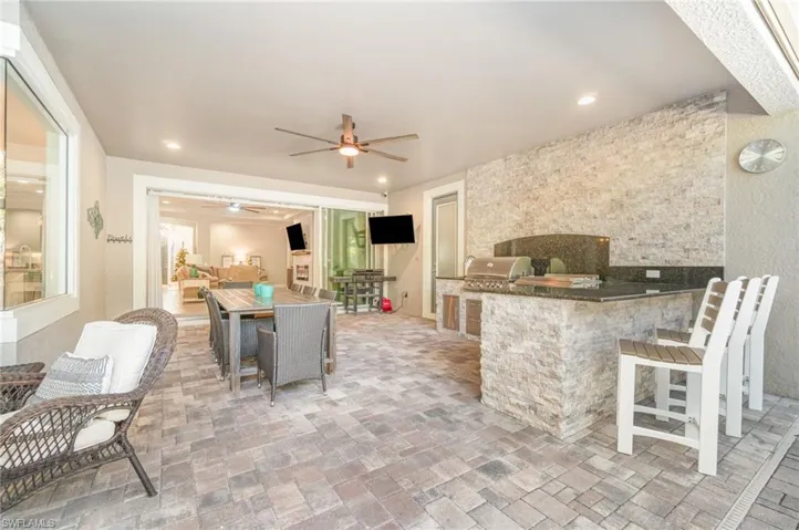 Lanai with Outdoor Grilling Station & Plenty of Room for Entertaining