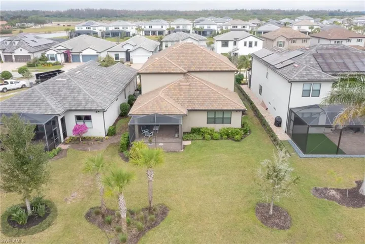 Birds eye view of property