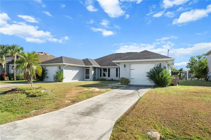 914/916 Se 14th Ter, Cape Coral, Florida 33990