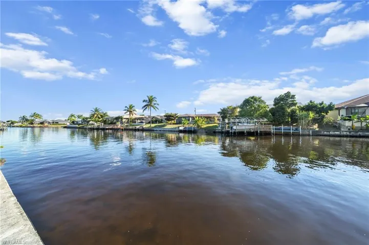 914/916 Se 14th Ter, Cape Coral, Florida 33990