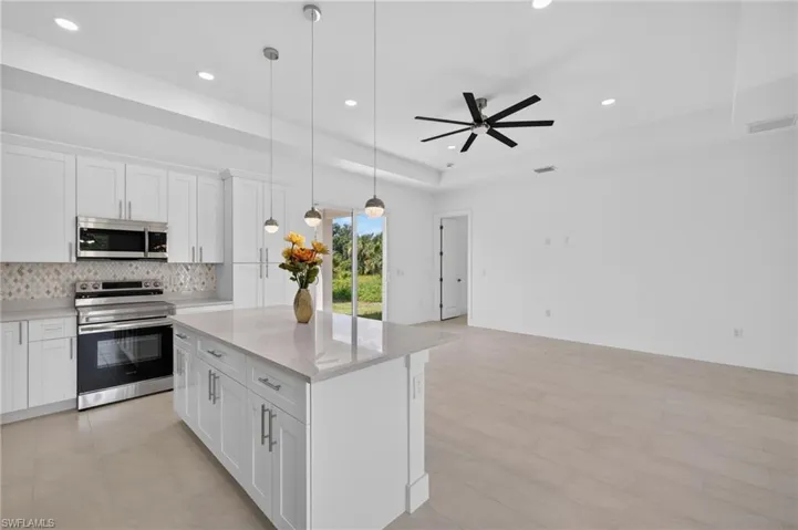 2008 Alliance Ln, Labelle, Florida 33935