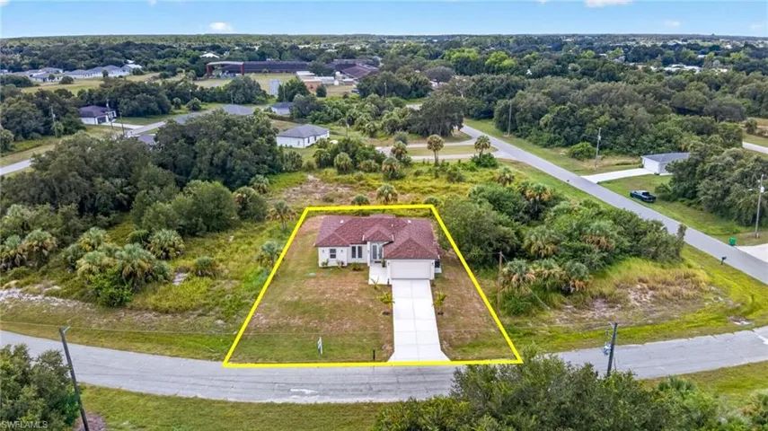 2008 Alliance Ln, Labelle, Florida 33935