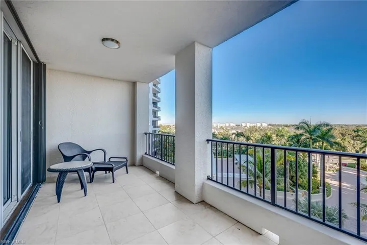 East Open Lanai
