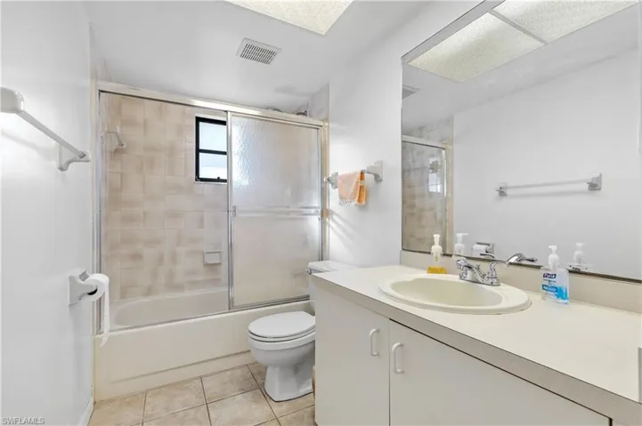 2nd Bathroom