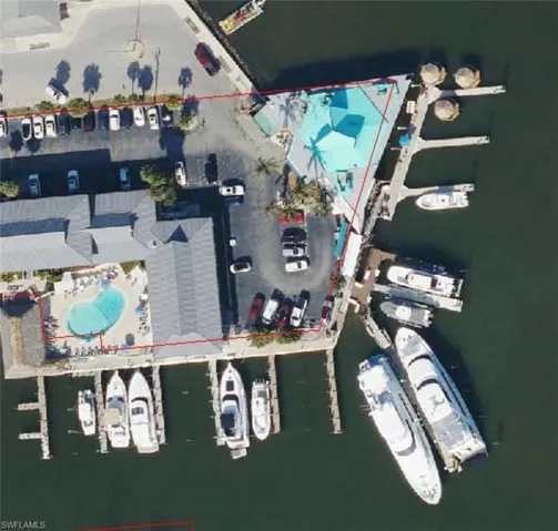 900  Broad S AVE, Naples, FL 34102