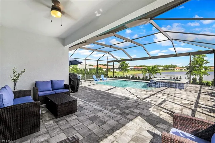 11528  Shady Palm  WAY, Fort Myers, FL 33913
