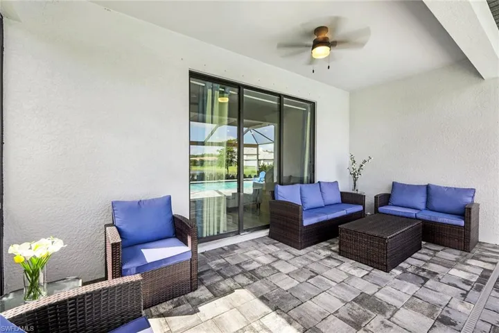 11528  Shady Palm  WAY, Fort Myers, FL 33913