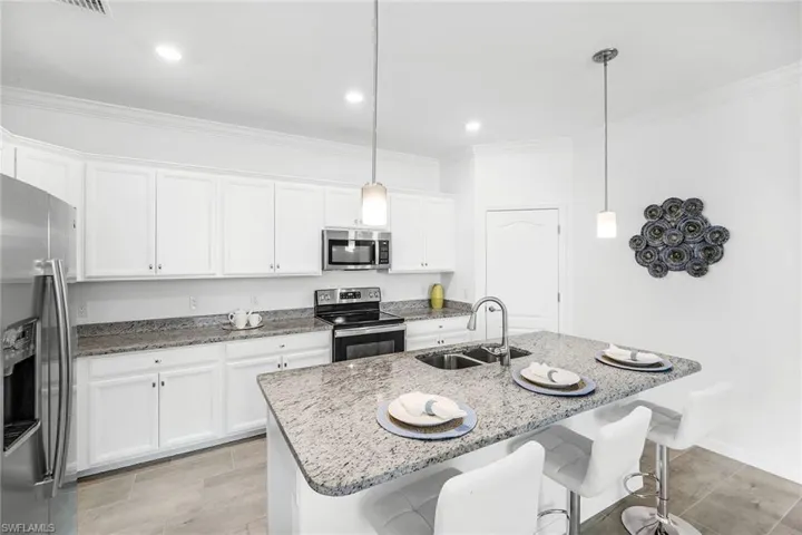 11528  Shady Palm  WAY, Fort Myers, FL 33913