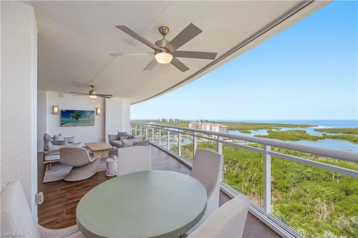 13915 Old Coast Rd 1804, Naples, Florida 34110