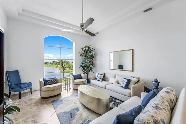 Penthouse high ceilings