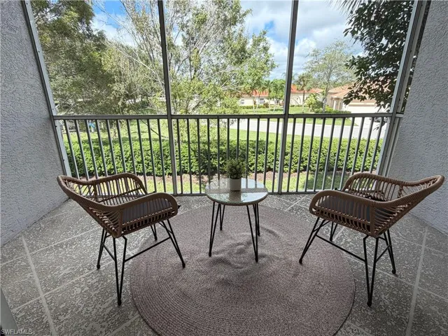 7839 Regal Heron Cir # 202, Naples, Florida 34104