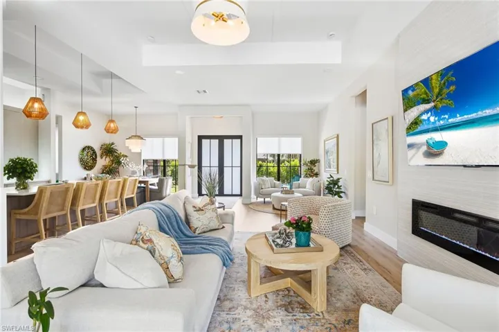 167 Burning Tree Dr, Naples, Florida 34105