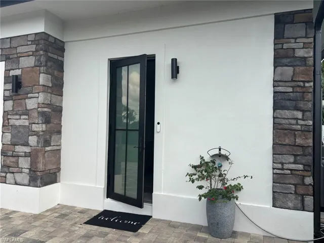 167 Burning Tree Dr, Naples, Florida 34105