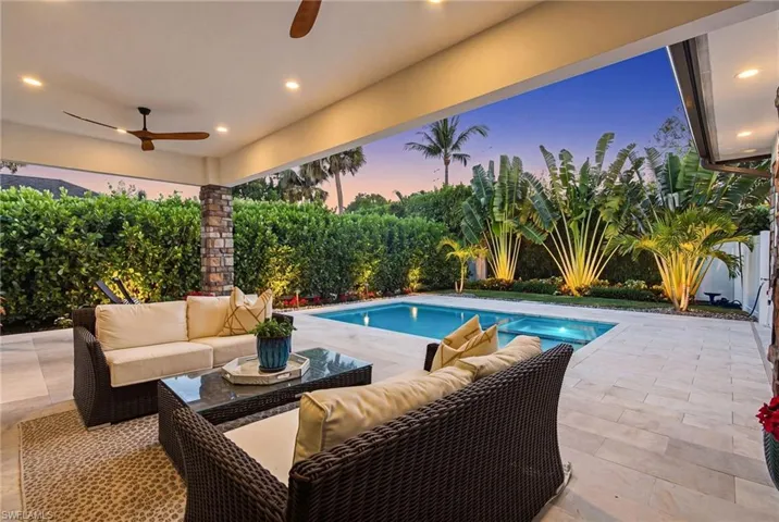 167 Burning Tree Dr, Naples, Florida 34105