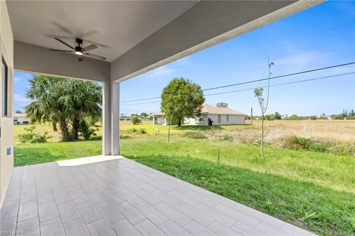 View of patio / terrace with ceiling fan