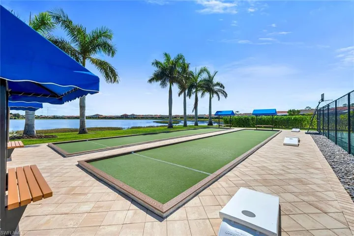 1431  Santiago  CIR, Naples, FL 34113