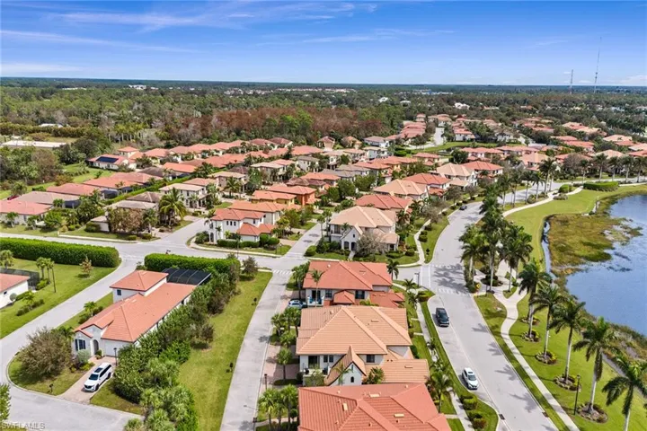 1431  Santiago  CIR, Naples, FL 34113