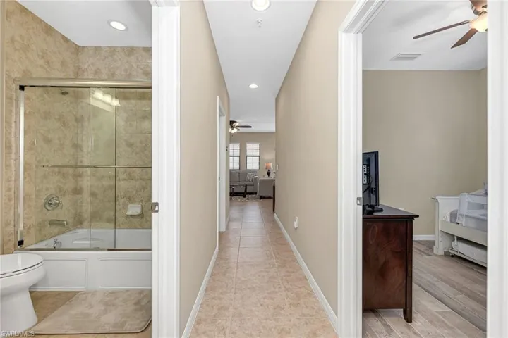 1431  Santiago  CIR, Naples, FL 34113