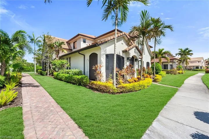 1431  Santiago  CIR, Naples, FL 34113