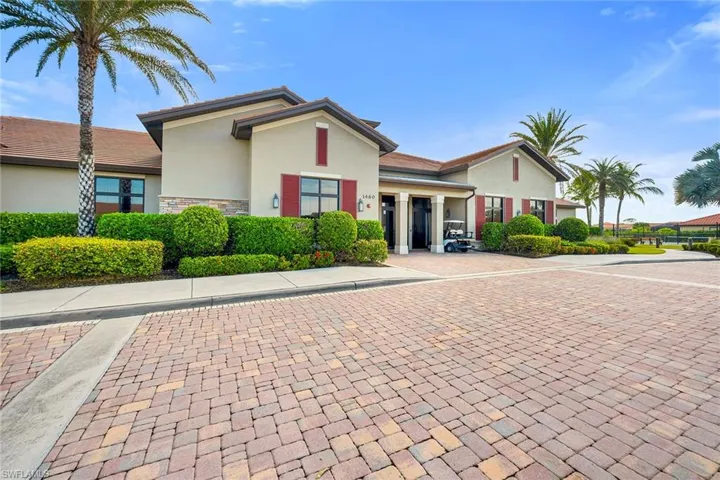1431  Santiago  CIR, Naples, FL 34113
