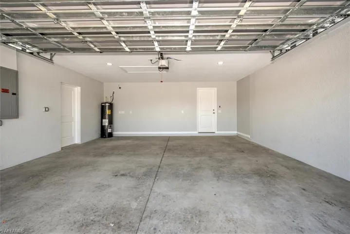 8024  Melody  CIR, Labelle, FL 33935
