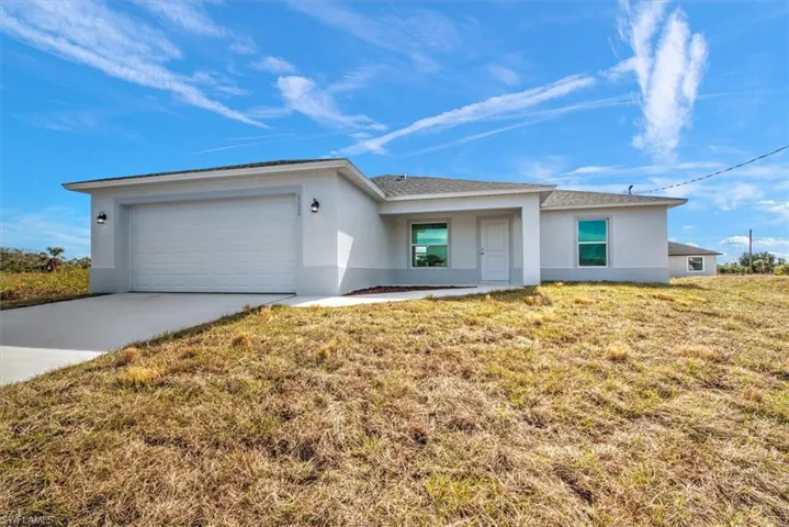 8024  Melody  CIR, Labelle, FL 33935