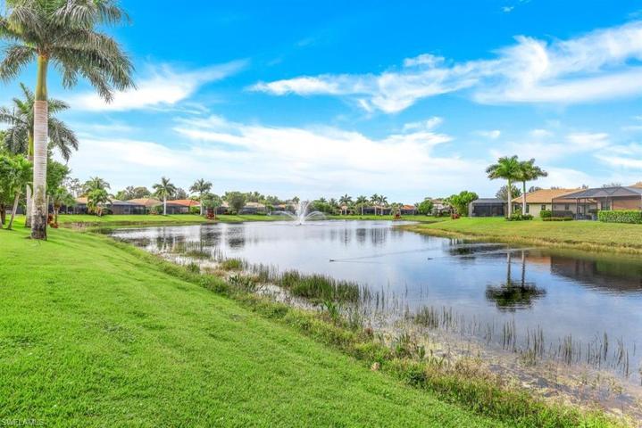 Southern lake & fountain