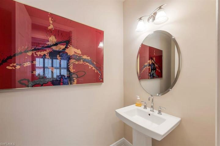 Powder bath