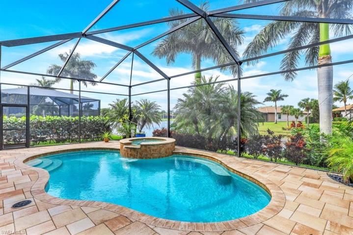 Pool & Spa with southern fountain and lake view
