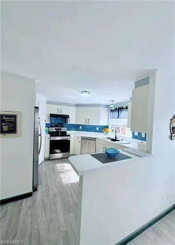 3112 Running Deer Dr, North Fort Myers, Florida 33917