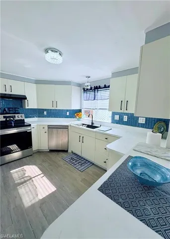 3112 Running Deer Dr, North Fort Myers, Florida 33917